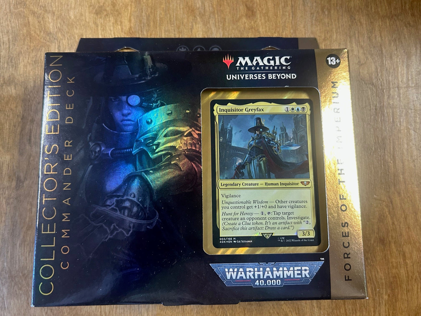 Magic: The Gathering: Universes Beyond Warhammer 40K: Commander Deck Case (Collector's Edition)