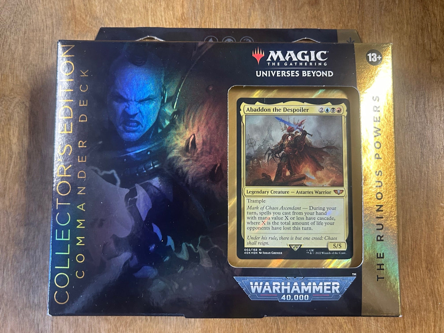 Magic: The Gathering: Universes Beyond Warhammer 40K: Commander Deck Case (Collector's Edition)