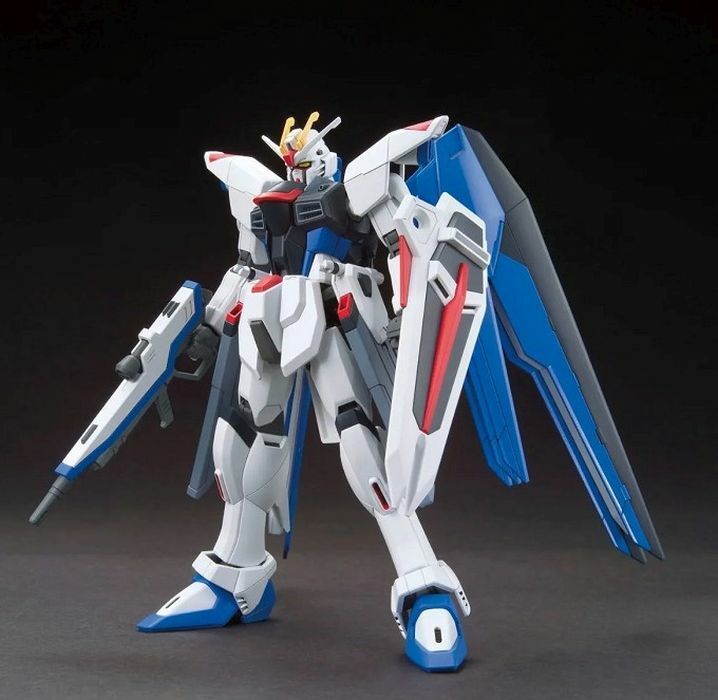 Gunpla: #192 Freedom Gundam "Gundam SEED" Bandai HGCE